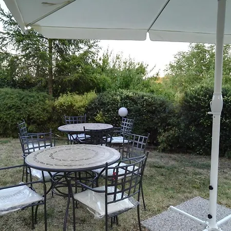 Al Bricco Bed & Breakfast *
