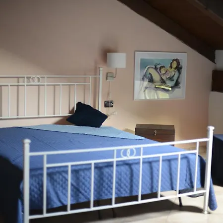 Al Bricco Bed & Breakfast *